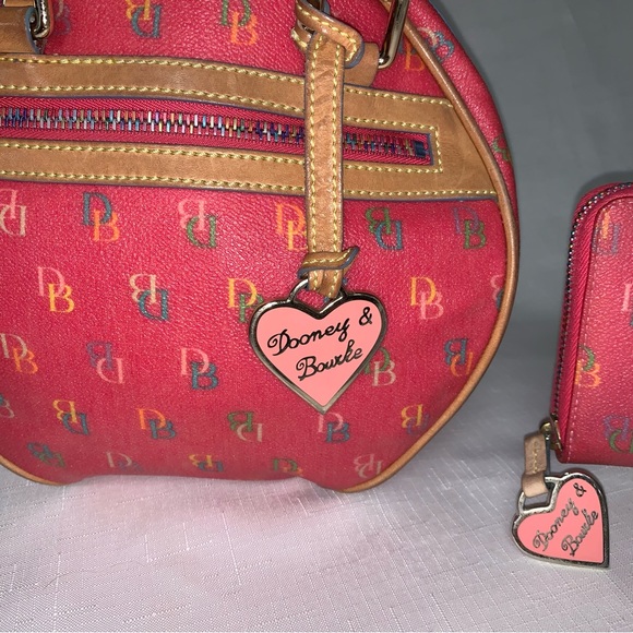DOONEY & BOURKE Vintage D && B Handbag Wallet Set Pink Canteen Bag Rainbow Logo - Picture 7 of 17